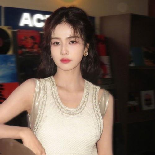 最新爆料白鹿2021,揭秘明星白鹿的璀璨星途与幕后故事  第2张